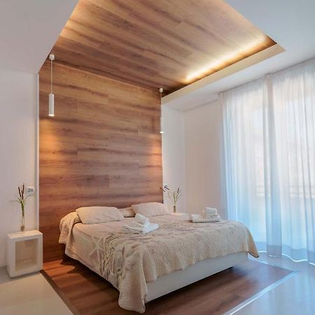 Lumiere Rooms - Eja Sardinia Кальярі Екстер'єр фото